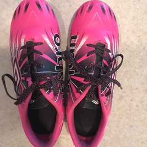 Umbro kids soccer cleats great condition👍🏻 sz 13